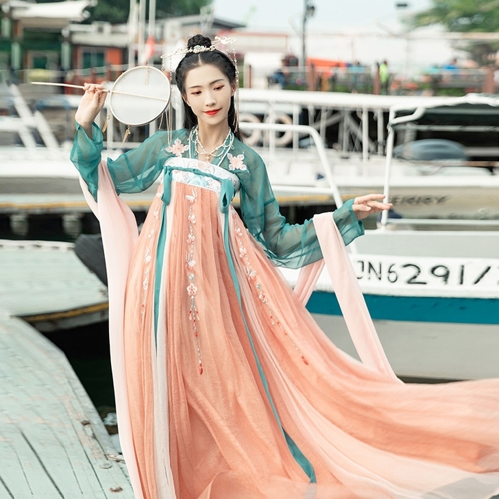 汉尚华莲正品原创超仙汉服女中国风绣花改良两...