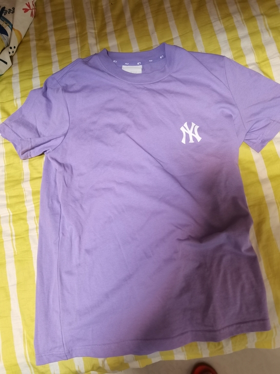 MLB女士T，M码一次没穿过，不是专柜货，...