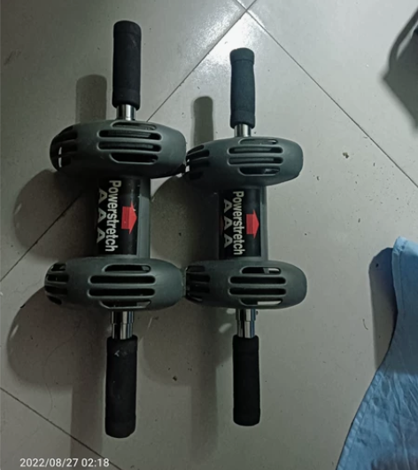 回力健腹轮2个，甚本全新 感兴趣的话点“我...
