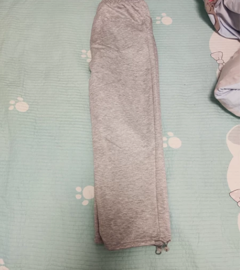 加绒卫裤，裤长95厘米，买小了就洗过一次。...