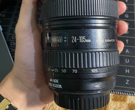 本人自用闲置镜头，佳能红圈24－105，正...
