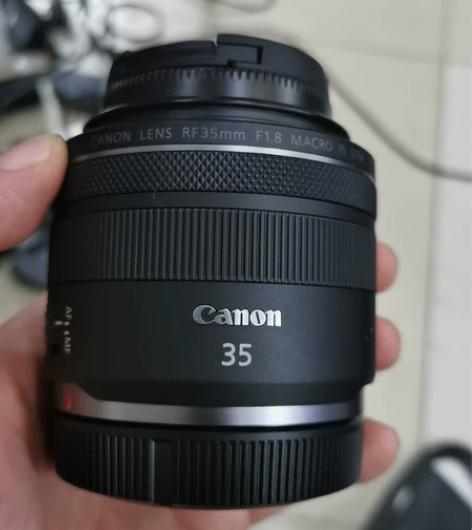 佳能RF35mm F1.8全副微单镜头，成...