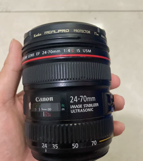 灭门着急出一只佳能EF24-70F4一代镜...