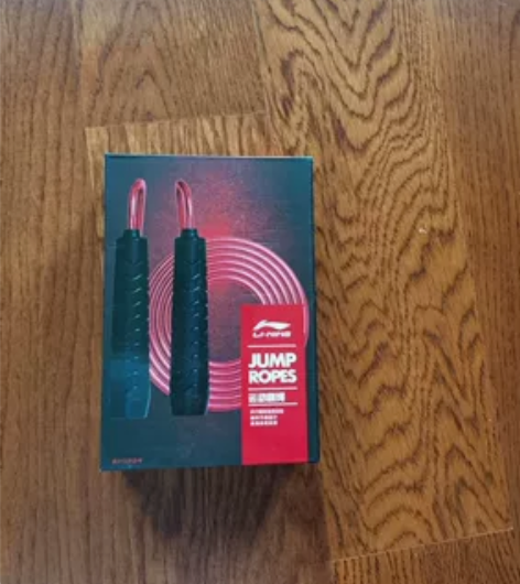 李宁跳绳红/蓝全新 感兴趣的话点“我想要”...