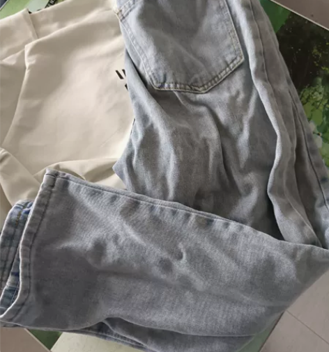 闲置牛仔裤男女都可以穿，m码170以下都可...