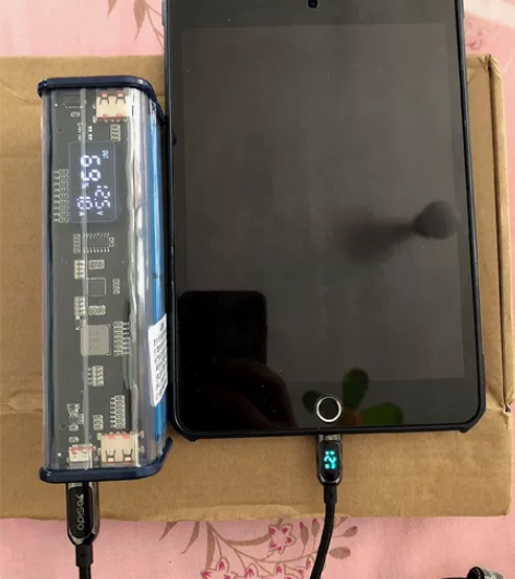 100W透明超级快充充电宝20000毫安大...