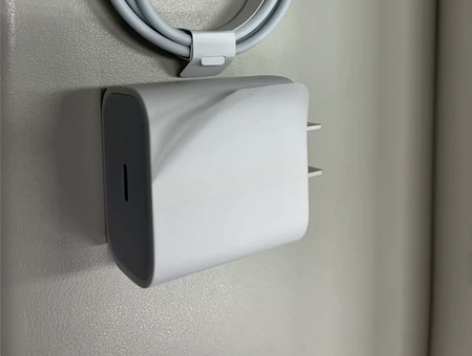 苹果原装usb-c快充 20w充电头、原装...