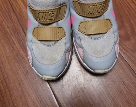 耐克，女款，32码 感兴趣的话点“我想要”...