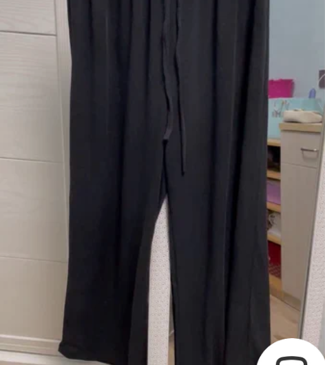 韩版休闲裤阔腿裤 买于专柜,大概200 写...