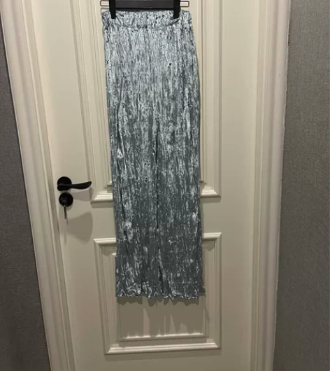 全新带吊牌高腰直筒阔腿裤,金丝绒折叠面料,...