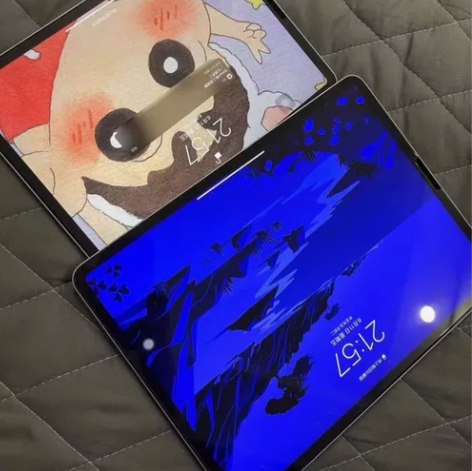 二手ipad 2020平板深空灰，银色12...