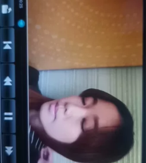 老平板,带皮套 具体配置看图,裸机,只有一...