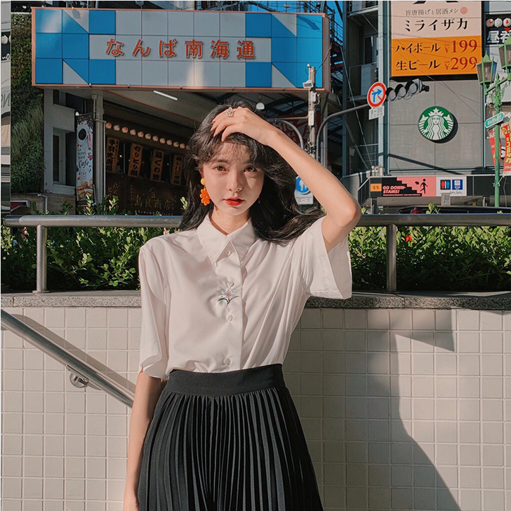 范智乔 夏日雏菊日系少女感白衬衫 花朵刺...