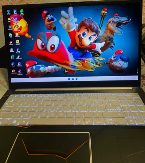 华硕无畏Pro15  2022第12代英特...