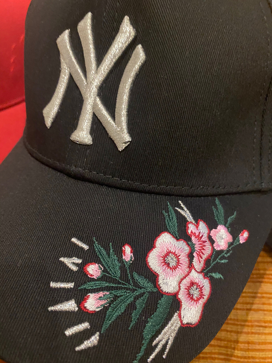 全新 MLB 重工刺绣花鸟黑色棒球帽