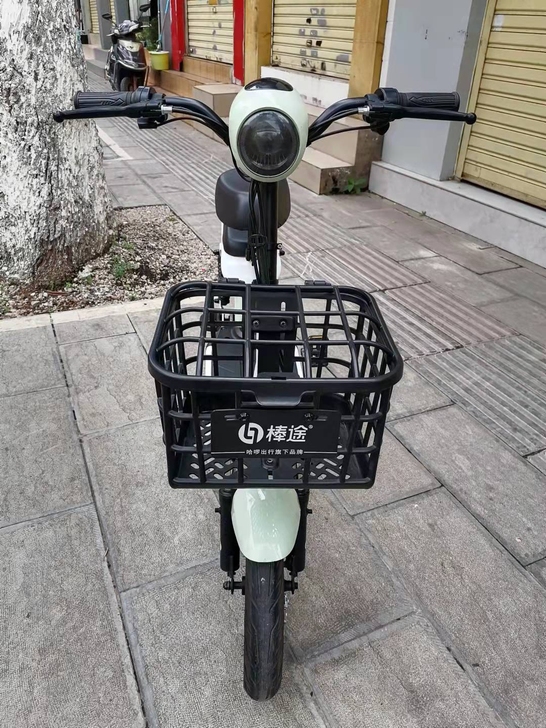 48伏12A哈啰小单车，整车成色如图所示，...