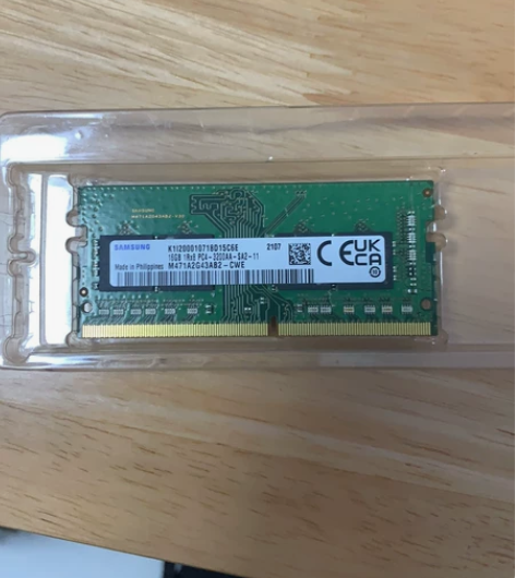 到手一个月不到就买了台式机就一直放在笔记本...