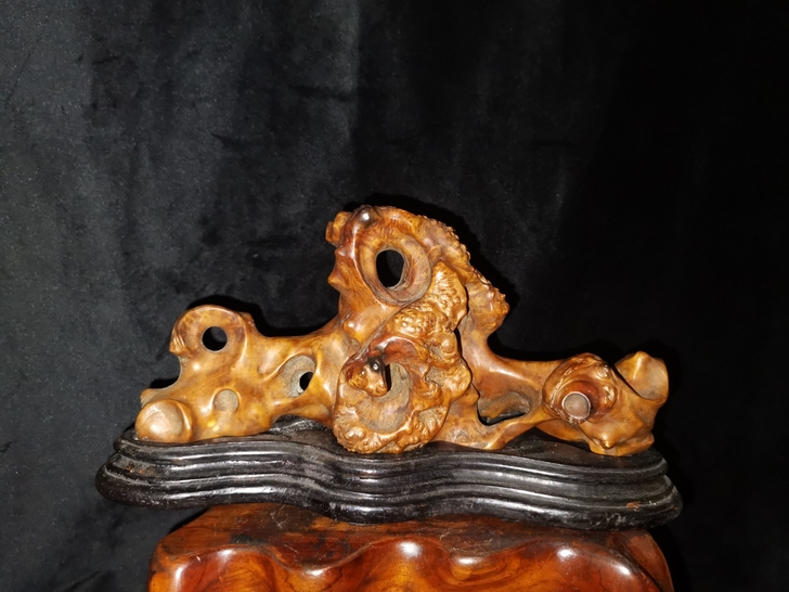 清代黄杨木紫檀底座笔架山子摆件  长21....