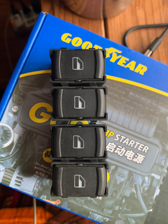 老宝来，高尔夫四，玻璃升降开关，全新德产，...