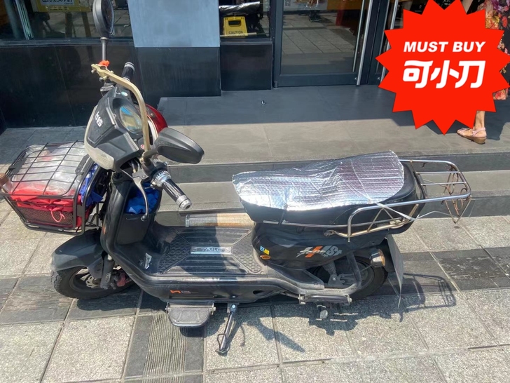 台铃炫猛72v60a锂电。中档可跑180公...