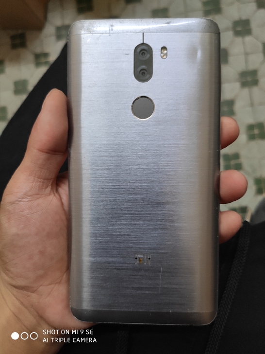 小米5sp，4+64运行内存，功能测试正常...