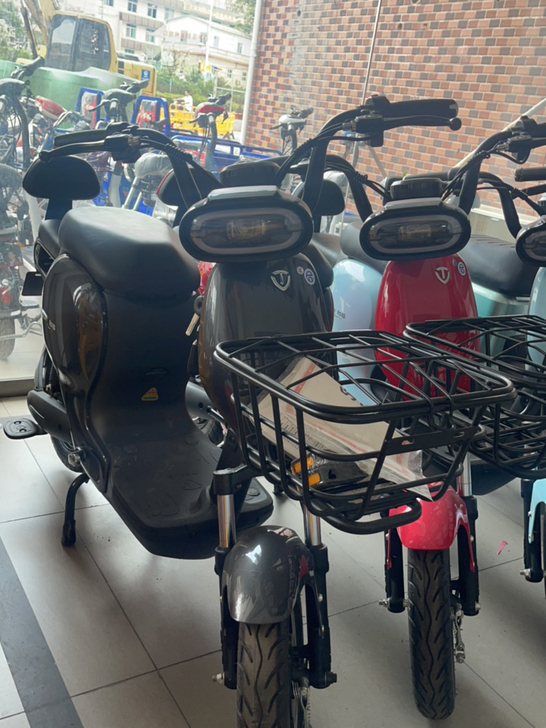 台铃小包车