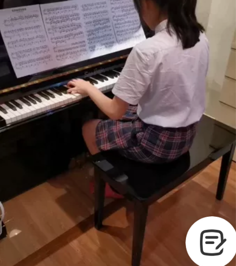 圣卡罗钢琴，给刚学琴的宝贝合适，不学了也不...