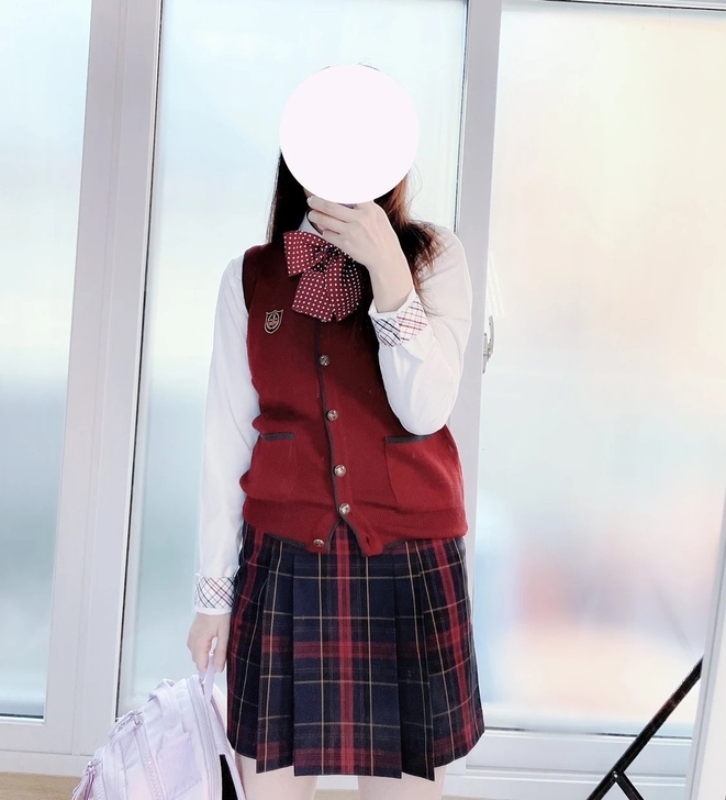 雪雪那里的韩山中学w68穿一，换德岘中学，...