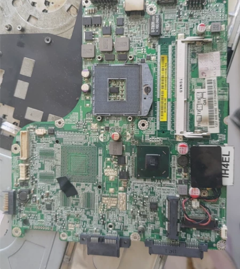 清华同方锋锐V45H 笔记本主板，测试完好...