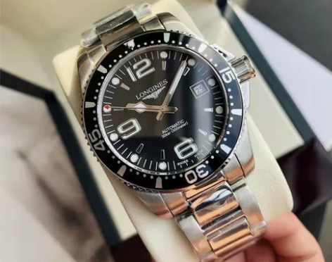 老邻居生日送的,浪琴康卡斯系列机械男手表腕...