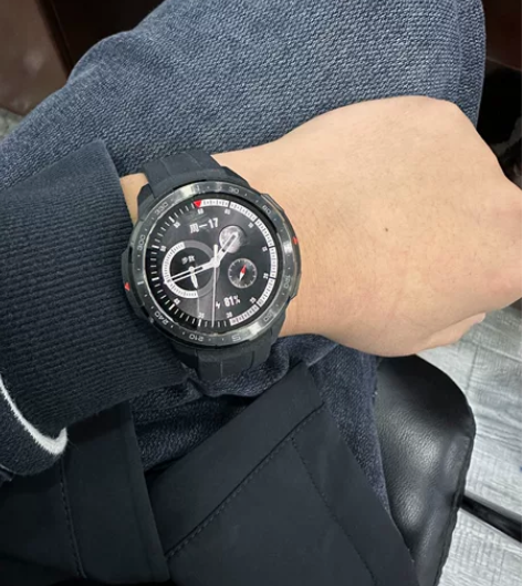 荣耀手表gS pro  9新以上  机器?...