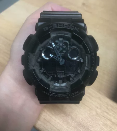 出一块卡西欧ga-100cf银色表,包装盒...