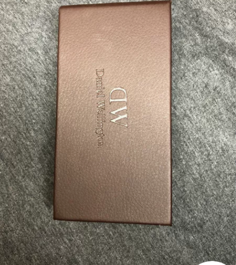 dw 手表 全新未配带过  仅自提 感兴趣...