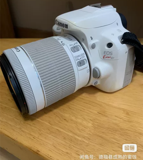 自用99新佳能100D单反相机 小巧可爱的...