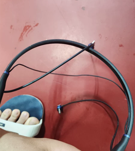 森海塞尔挂脖式耳机  战损，功能正常无拆无...