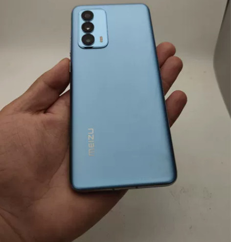 魅族18，8+128，5G ..手机成色如图，图片就是实拍图...