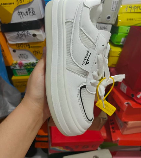 39码大头娃娃鞋厚底休闲板鞋 全新，全新，...