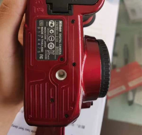 尼康D3100单反套机，原价3599，配尼...