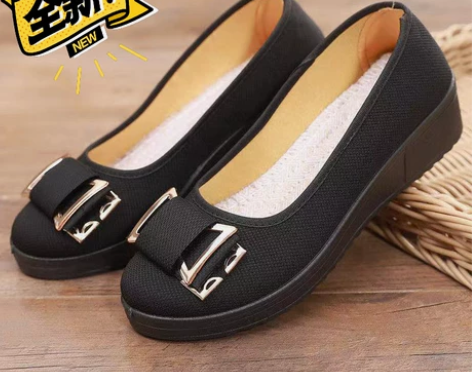 新款妈妈鞋防滑软底鞋酒店上班鞋舒适秀气鞋时...