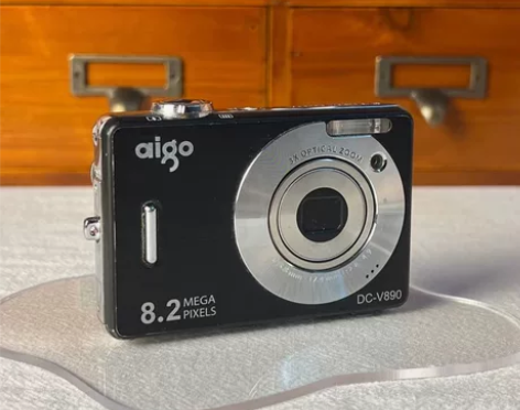 爱国者DC-V890 900w像素4倍变焦...