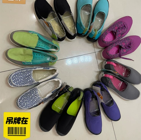 全新crocs卡洛驰帆布鞋女鞋老款 缺码缺...