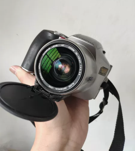 奥林巴斯is-20dlx相机。电池可开机，...