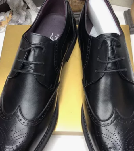 全新七匹狼男鞋。黑色布洛克。45码47码各...
