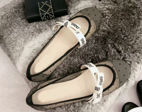 芭蕾舞玛丽珍鞋蝴蝶结字母带平底女鞋 黑色 ...