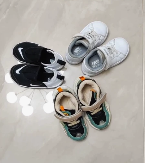 安踏小白鞋和绿色加绒冬鞋40元[超便宜] ...