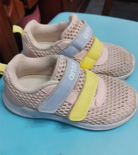 安踏，童鞋，女鞋，26码，专柜购买，二手闲...