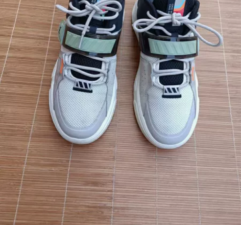 42码 乔丹运动鞋            ...