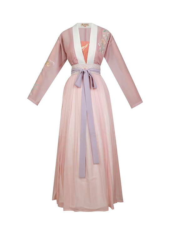 重回汉唐旗舰店购入，粉色上衫和粉色下裙，两...