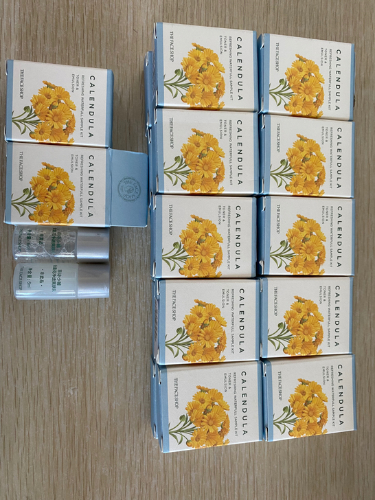 菲诗小铺金盏花水乳套装6ml+6ml。全新...