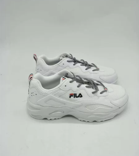 斐乐舒适低帮运动鞋 全新 42.5/1 感...